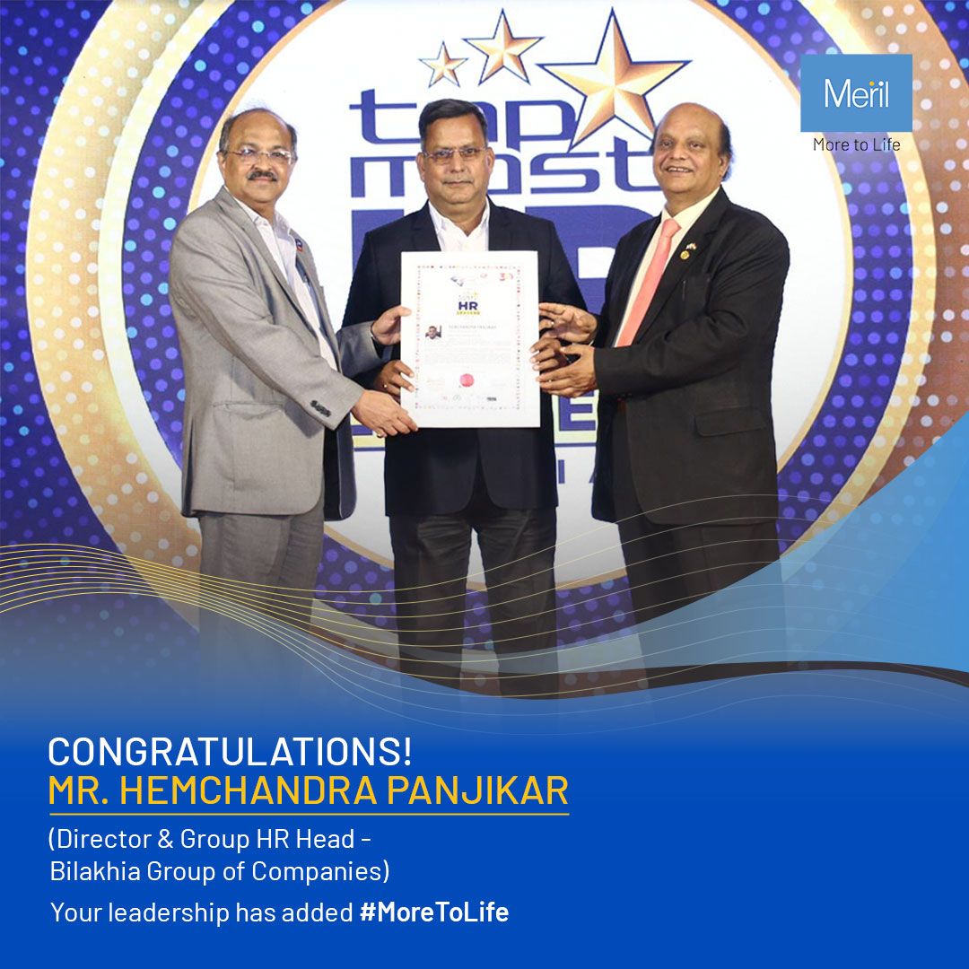 Mr. Hemchandra Panjikar (Director & Group HR Head for Bilakhia Group of Companies), felicitated as one of the Top HR minds at National Best Employer Award, 2021.