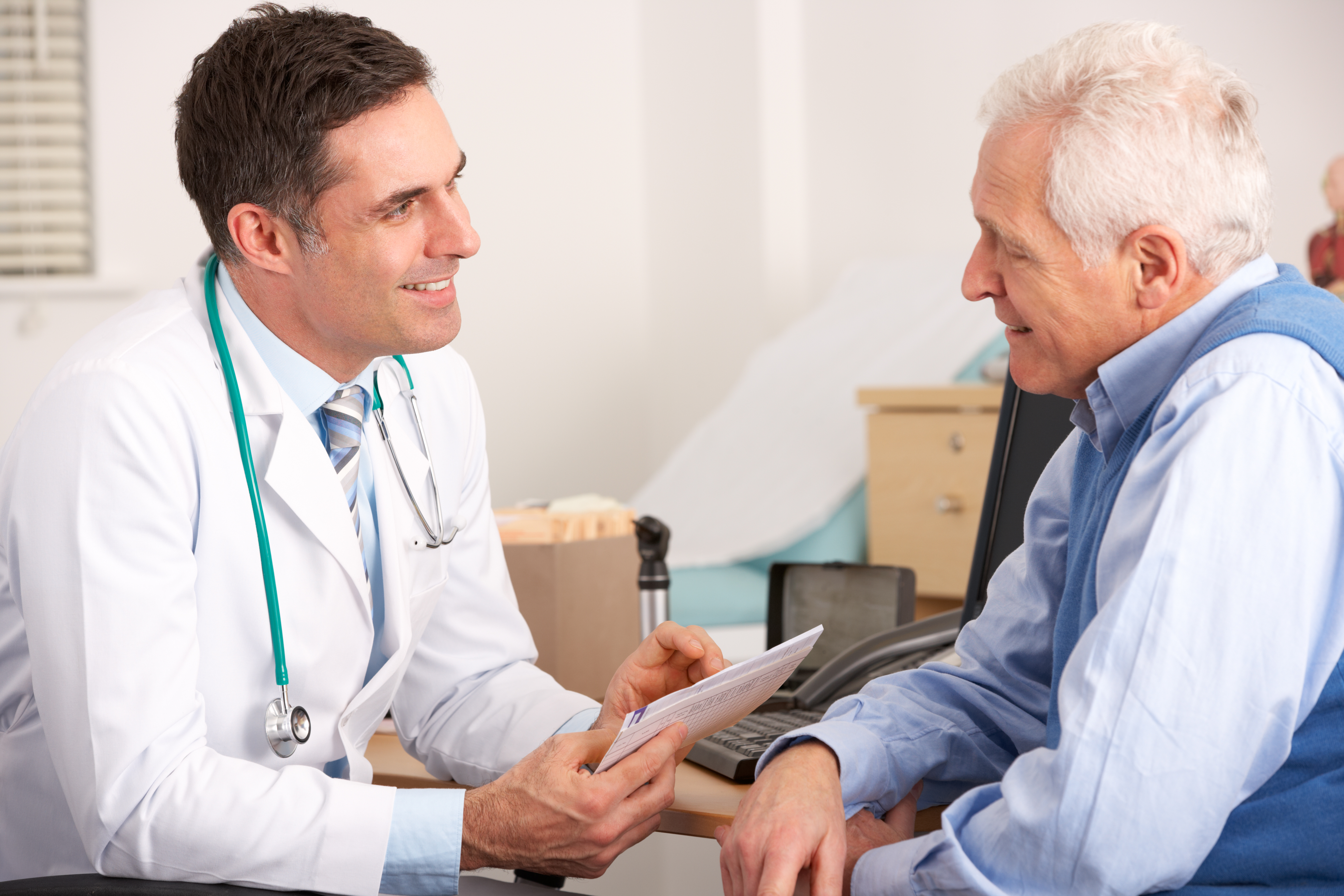 2 important things to keep in mind while preparing for knee replacement surgery